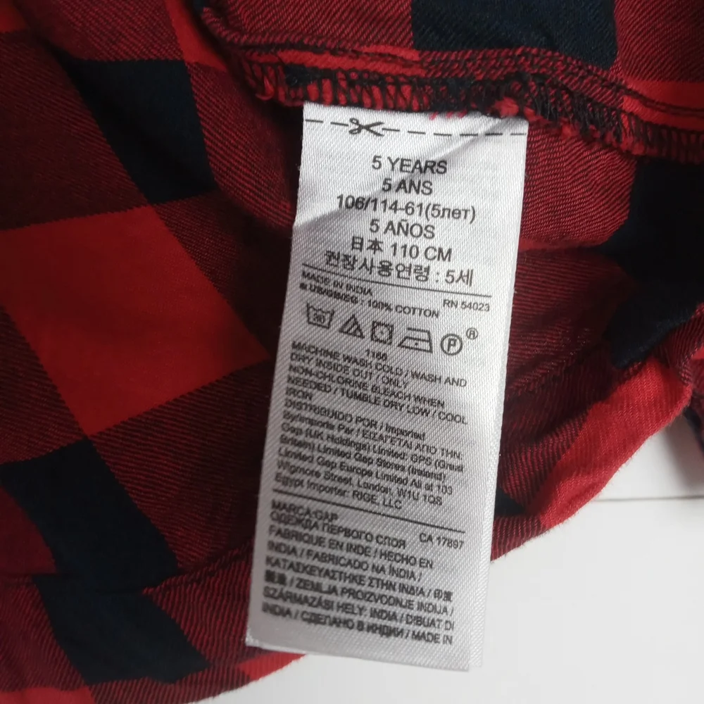 Baby Gap girls size 5T buffalo check smock sleeve ruffle blouse red and black